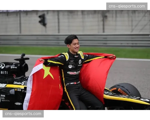 F1澳大利亚站：塞恩斯夺冠终结维斯塔潘连胜，中国车手周冠宇退赛